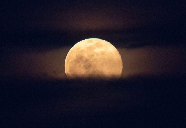 Imagem da noticia 'Superlua de Páscoa' poderá ser vista durante feriado no Brasil