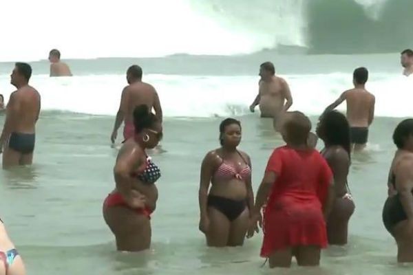 Imagem da noticia Neste verão, 40 mil casos de queimaduras causadas por águas-vivas já foram registrados 