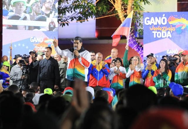 Imagem da noticia Poder Expresso: Risco de guerra? Venezuela aprova tomar parte da Guiana rica em petróleo