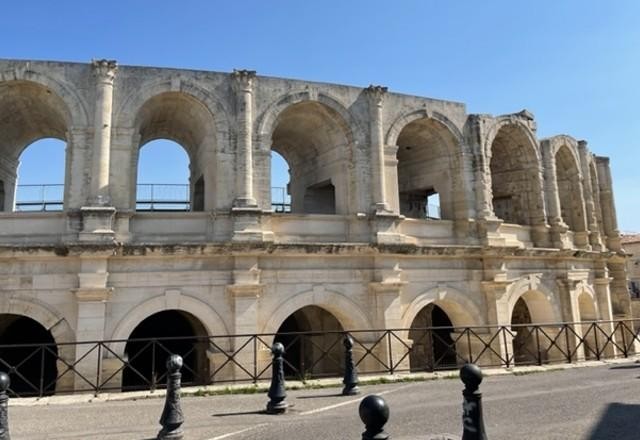 Imagem da noticia Nîmes: uma cidade romana em plena França