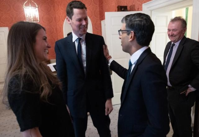 Imagem da noticia Oliver Dowden é nomeado novo vice-premiê do Reino Unido