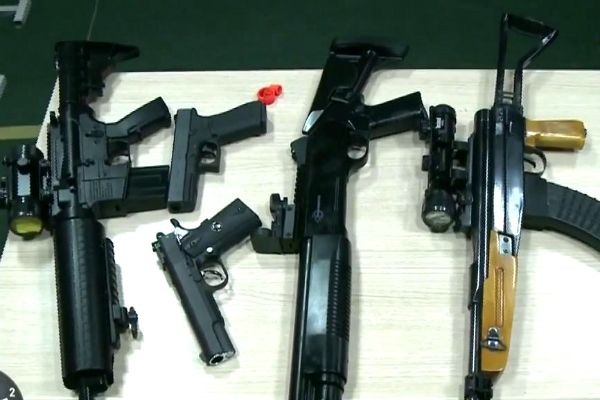 Imagem da noticia No Rio, 40% dos roubos são praticados com réplicas de armas