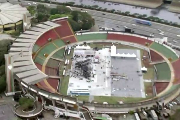 Imagem da noticia No fundo do poço, Portuguesa deve ter estádio leiloado para pagar dívidas