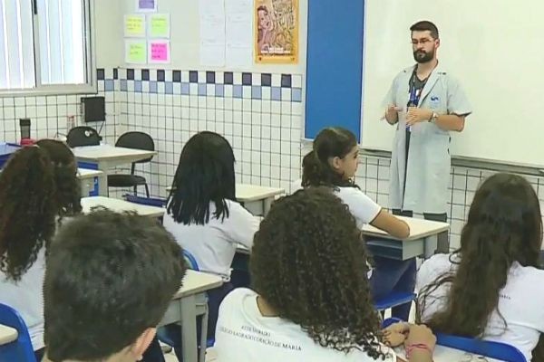 Imagem da noticia Novo piso salarial dos professores não pode ser inferior a R$ 2.455