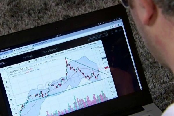 Imagem da noticia Número de pequenos investidores cresce a cada ano no país 