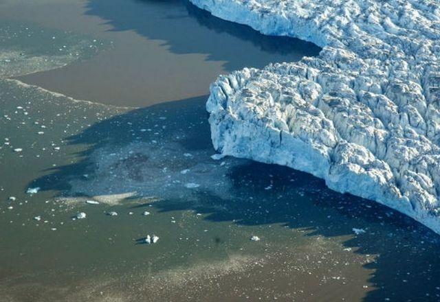 Imagem da noticia Cientistas apontam para aumento alarmante do nível dos oceanos