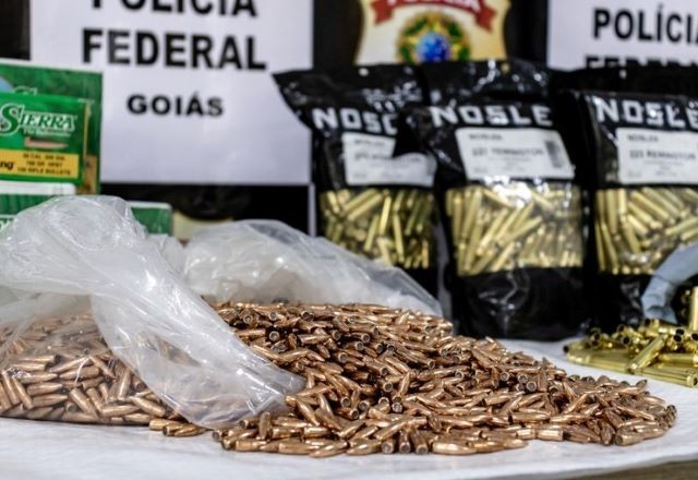 Imagem da noticia CACs de Goiás importavam milhares de munições dos EUA, mas declaravam carga como "mudança"