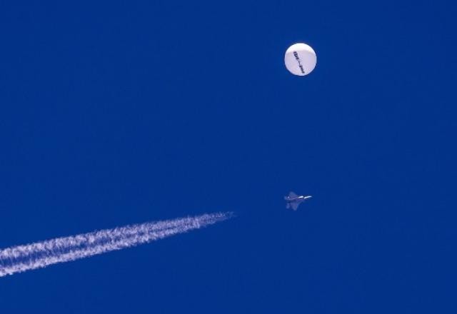 Imagem da noticia Céus dos EUA tem "congestionamento de OVNIs", diz especialista