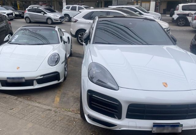 Imagem da noticia De Porsche a mineradora de Bitcoin: operação apreende bens luxuosos de facção em SP