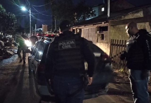 Imagem da noticia Integrantes da Defesa Civil de Eldorado do Sul são presos por roubo durante enchentes no RS
