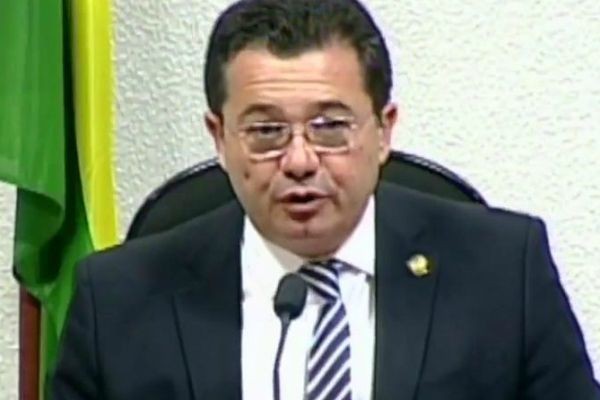 Operação Lava Jato mira ex-presidente da Câmara e ministro do TCU