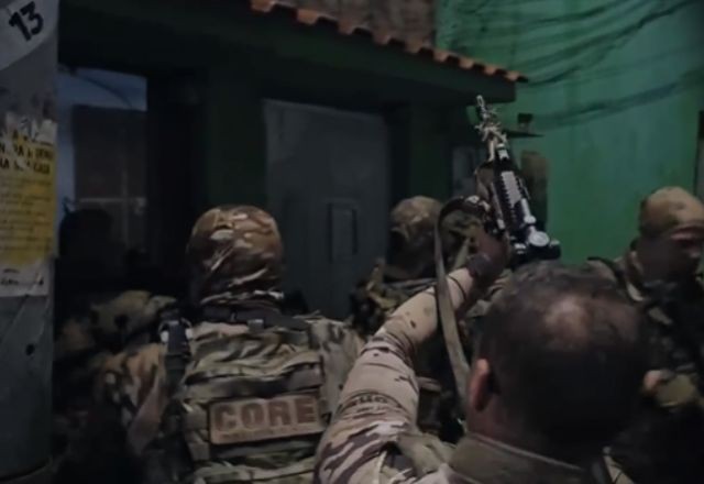 Imagem da noticia Operação contra falsos advogados tem tiroteio e três suspeitos presos no Rio de Janeiro 