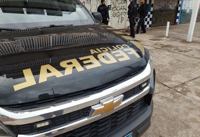 Imagem da noticia Polícia Federal faz operação contra facção que vendia chamadas de vídeo com falsos advogados