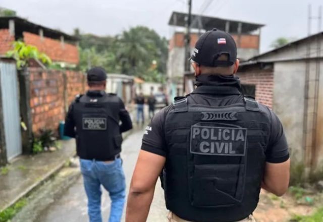 Imagem da noticia Três pessoas morrem em operação da Polícia Civil atrás de envolvidos no assassinato de investigador na Bahia