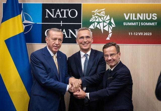 Imagem da noticia Turquia aceita destravar adesão da Suécia à Otan, diz Stoltenberg