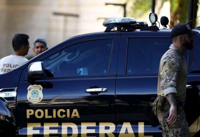 Imagem da noticia Operação da PF mira grupo especializado no refino de drogas