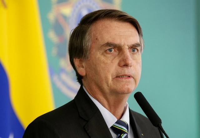Imagem da noticia TSE apresenta notícia-crime contra Bolsonaro por divulgar dados sigilosos