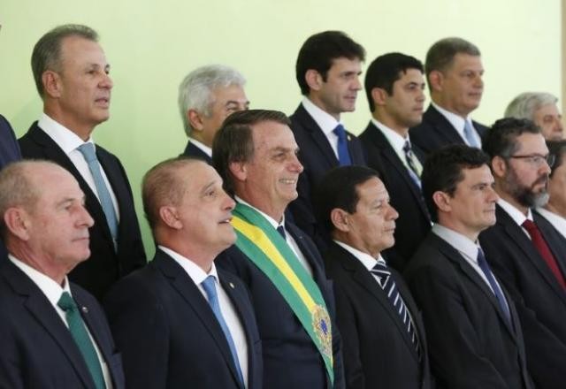 Imagem da noticia Bolsonaro trocou mais da metade dos ministros desde o início do mandato