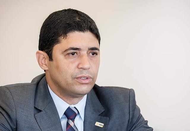 Imagem da noticia Wagner Rosário, da CGU, também atende a critérios para vice de Bolsonaro