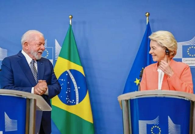 Imagem da noticia Em comunicado conjunto, Mercosul e UE dizem estar "engajados" para concluir acordo