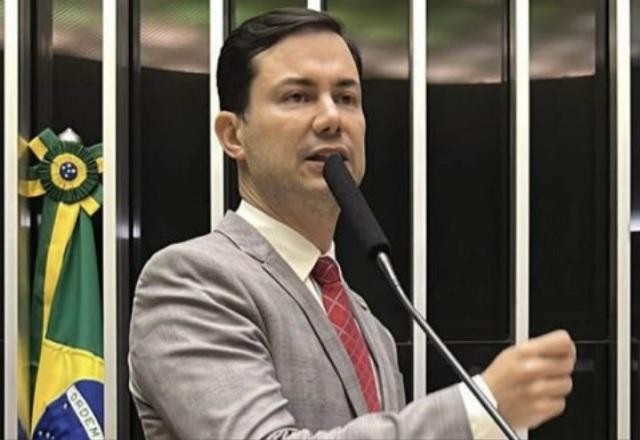 Imagem da noticia Mudanças em ministérios e MP da Mata Atlântica preocupam bancada do PV