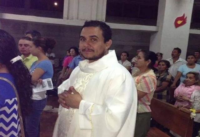 Imagem da noticia Em meio a crise do catolicismo na Nicarágua, igreja diz que padre foi preso