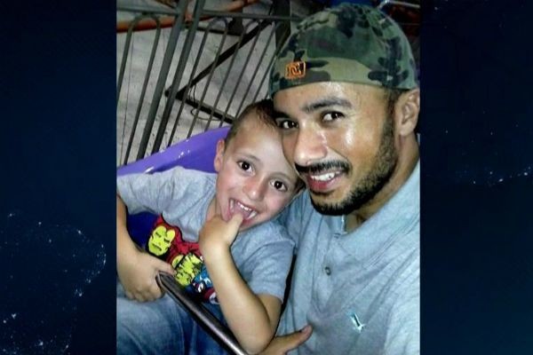 Imagem da noticia Pai coloca fogo em casa e morre junto com o filho