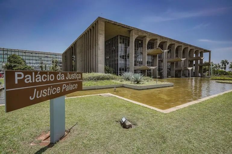 Imagem da noticia Troca na Justiça: o que une Tebet, Lewandowski, Messias, Carvalho e Wellington?