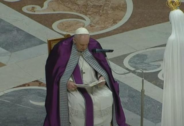 Imagem da noticia Papa Francisco convoca fiéis para rezar pelo fim da guerra na Ucrânia