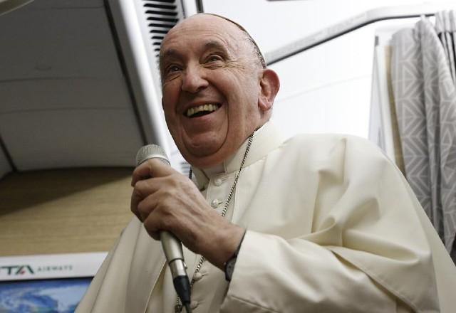 Papa fala em desacelerar e diz que porta para aposentadoria "está aberta"