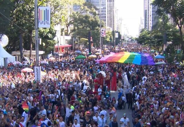 Imagem da noticia Parada do Orgulho LGBT+ acontece hoje em SP; confira a programação