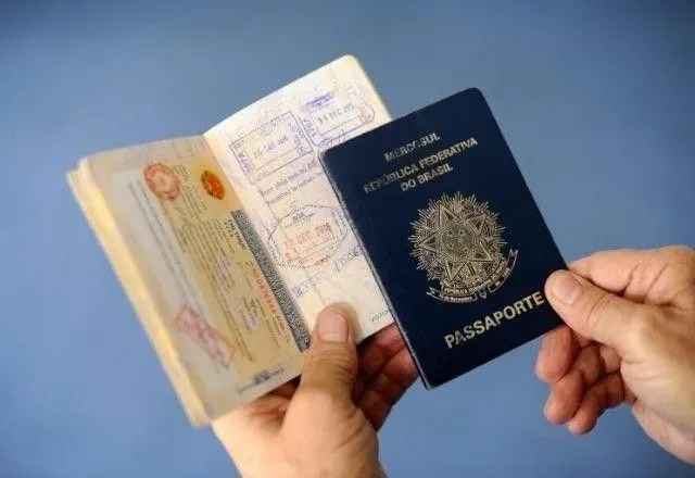 Imagem da noticia Governo deve voltar a cobrar vistos para turistas da Austrália, Canadá e EUA em abril