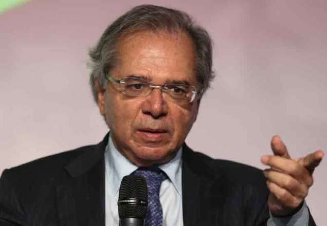 Imagem da noticia Paulo Guedes confirma auxílio emergencial por mais dois meses