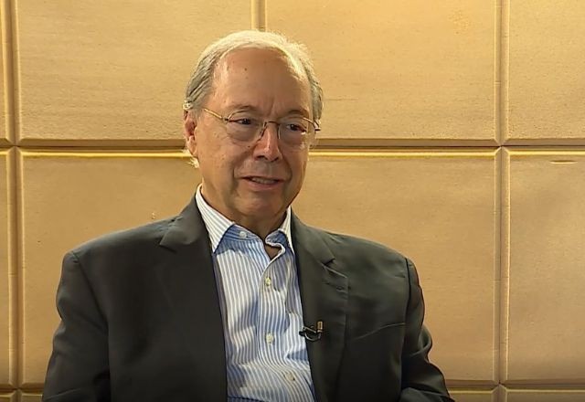 Imagem da noticia "Democracia pode punir governante muito leniente com a inflação", diz Pedro Malan