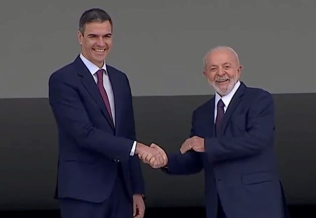 Imagem da noticia Lula e presidente da Espanha se reúnem no Planalto para conversa sobre guerras e relações comerciais