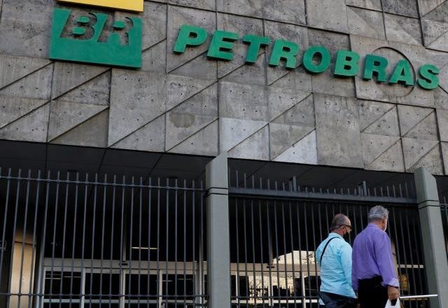 Imagem da noticia Petrobras diz ter confirmado 10 de 81 denúncias de assédio sexual
