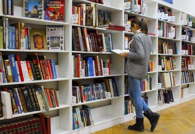 Imagem da noticia 69% dos brasileiros adquiriram entre 1 a 5 livros nos últimos 12 meses, diz pesquisa