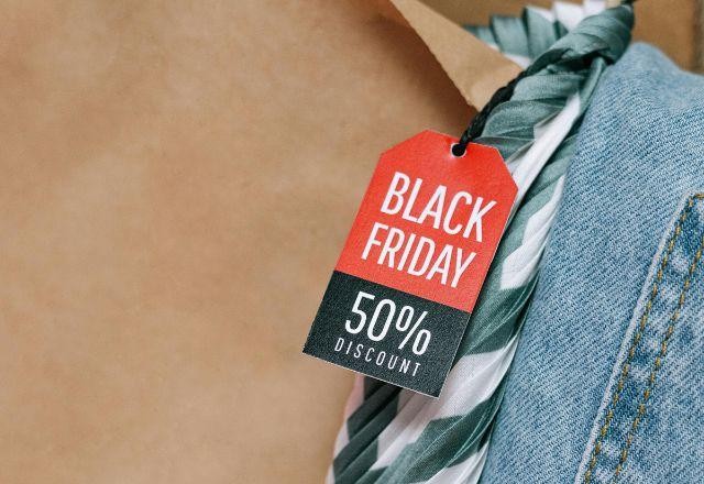 Imagem da noticia Não caia em golpes: veja como se proteger durante as compras na Black Friday