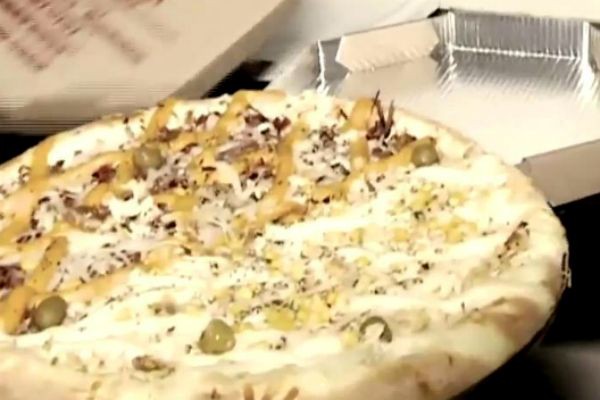 Imagem da noticia Pizzaria é alvo de ladrão que faz pedidos falsos para roubar pizzas