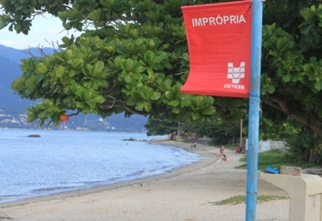 Imagem da noticia São Paulo tem 51 praias impróprias em meio a casos de virose