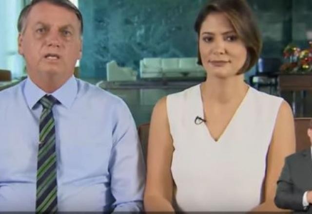 Imagem da noticia Bolsonaro se solidariza por mortos na pandemia em discurso com primeira-dama