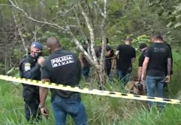 Imagem da noticia Polícia encontra corpos em cemitério clandestino na zona leste de SP