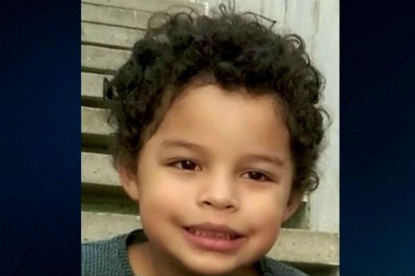 Polícia faz reconstituição da morte do menino Arthur em São Paulo
