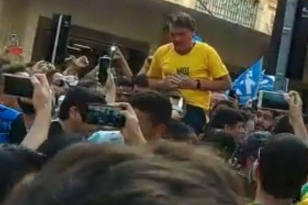 Imagem da noticia Polícia investiga advogado de Adélio Bispo, o esfaqueador de Jair Bolsonaro 