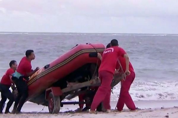 Imagem da noticia Polícia investiga se houve omissão de socorro em naufrágio na Bahia