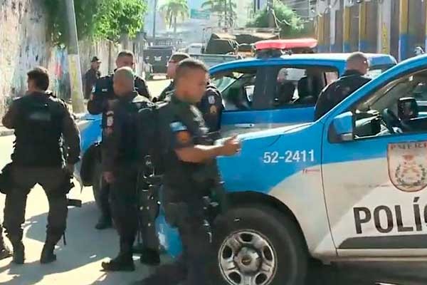 Imagem da noticia População de Duque de Caxias, no Rio, teme represálias de facção 