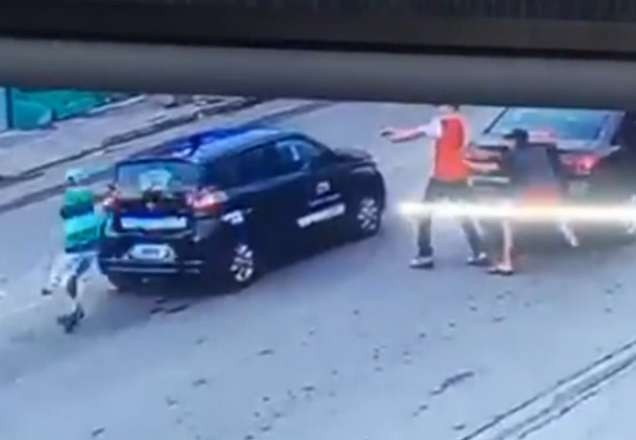 Imagem da noticia Porteiro morre e vigilantes ficam feridos durante roubo em SP