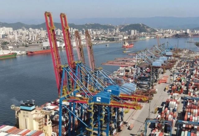 Imagem da noticia Agro faz Porto de Santos bater novo recorde em volume de exportações