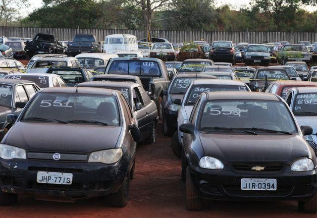 Comissão da Câmara aprova venda antecipada de veículos apreendidos