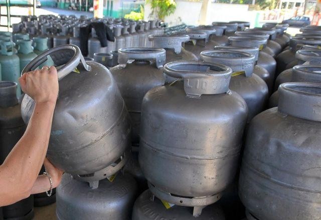 Imagem da noticia Petrobras reduz preços do GLP e da gasolina para as distribuidoras